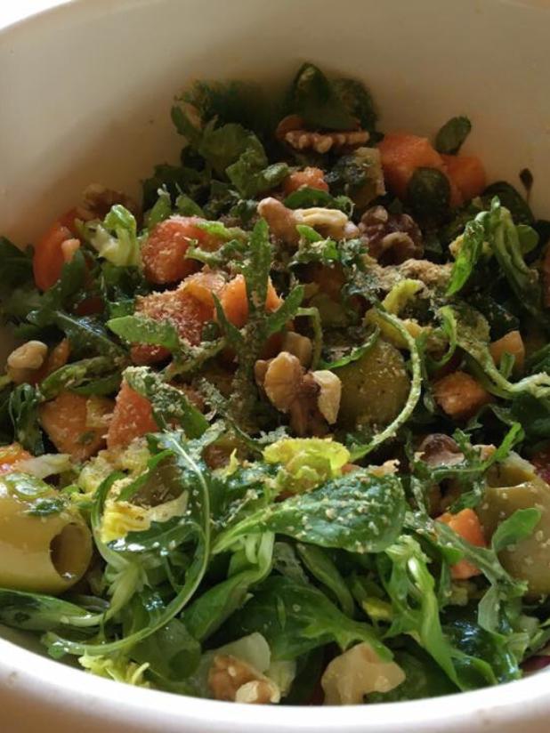 Ensalada de rúcula y tomate cherry
